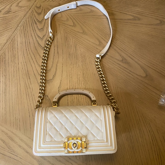 ❤️ Authentic Chanel Limited Edition Top Handle - Picture 8 of 15